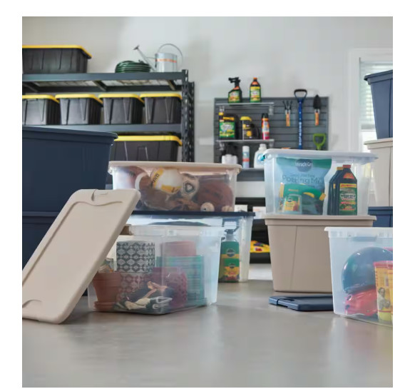 64 Qt. Latching Storage Box