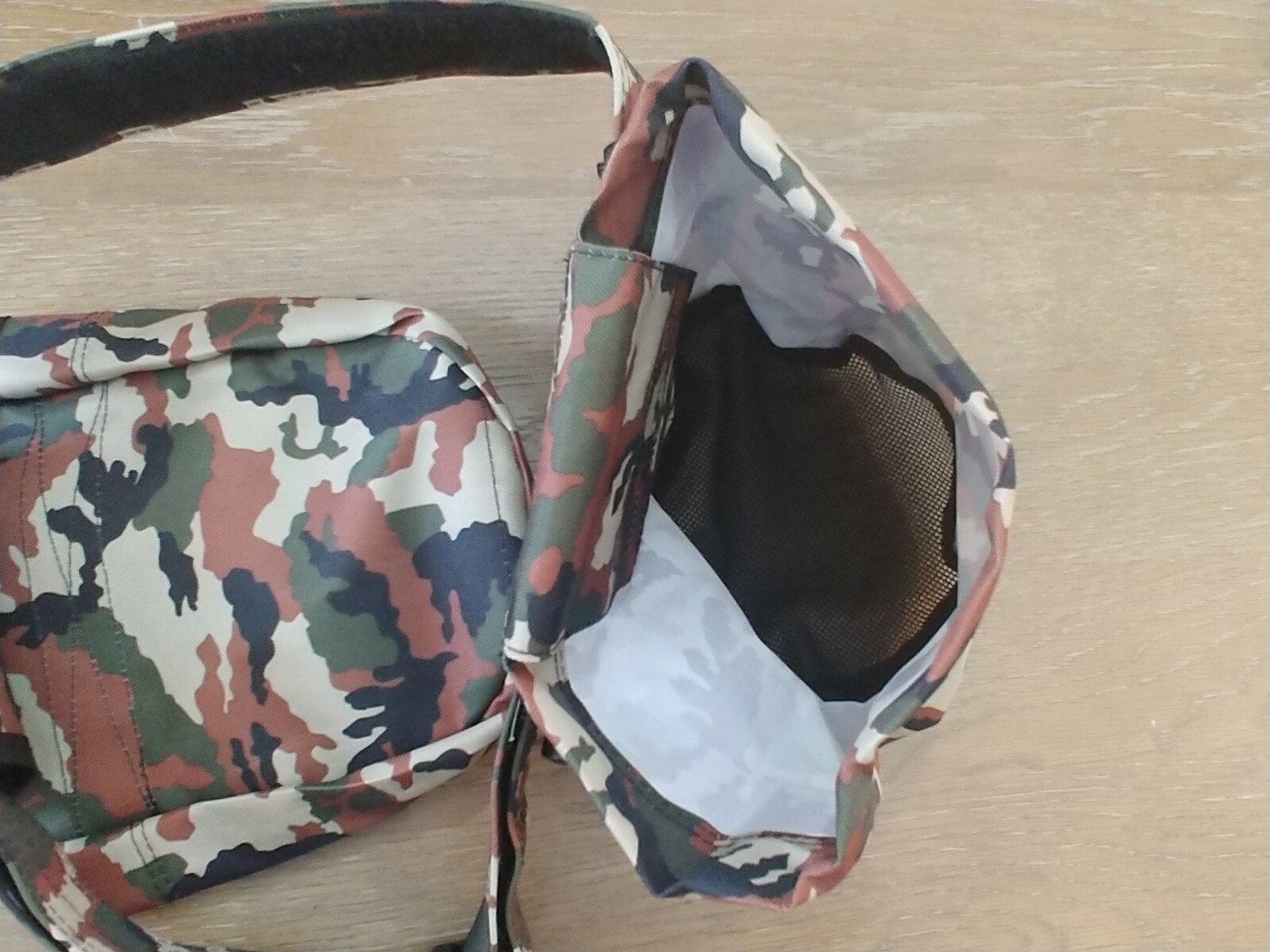 Metal Detecting Finds Bags With 52 Inch Belt High Quality - Camo