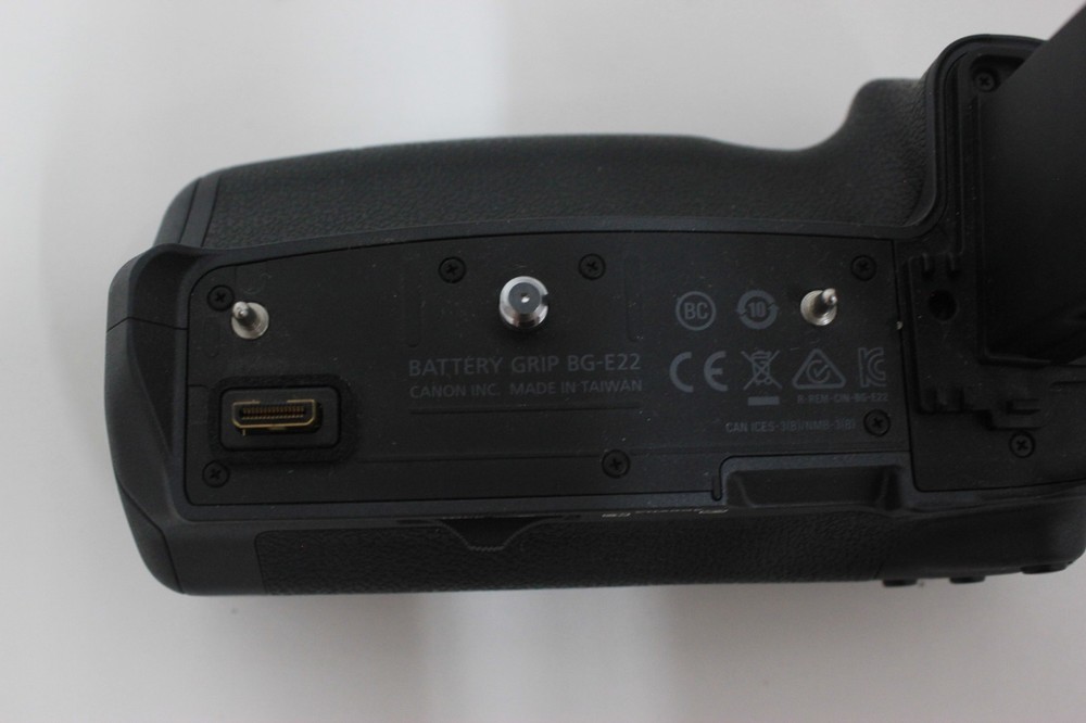 Canon Bg-E22 Battery Grip for EOS R Mirrorless Camera - Includes 2 Batteries