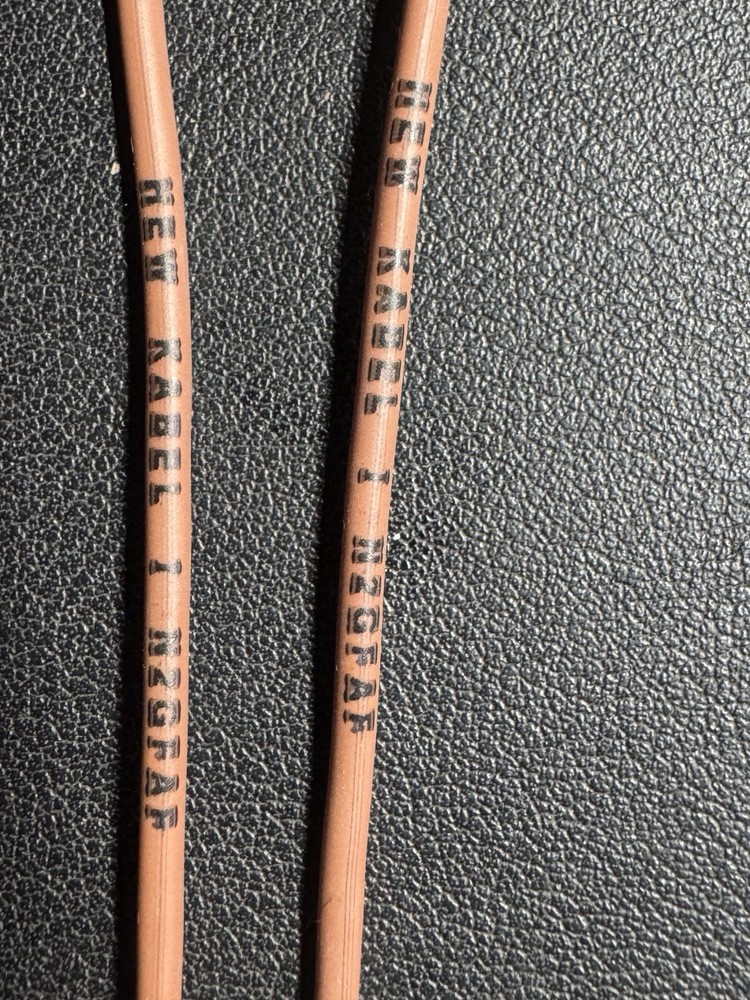 990 Ceramic Halogen Lamp Socket G4