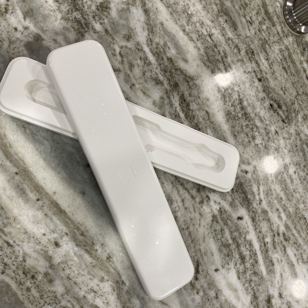 Apple Watch Sport HARD CASE - EMPTY BOX ONLY /  White PLASTIC