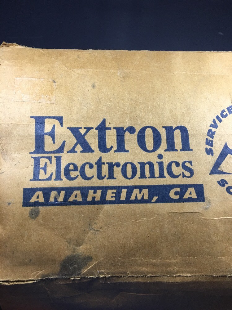 Extron RGB 402 Gray Mountable Interface