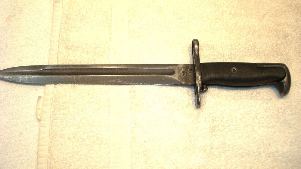 US MARKED BAYONET