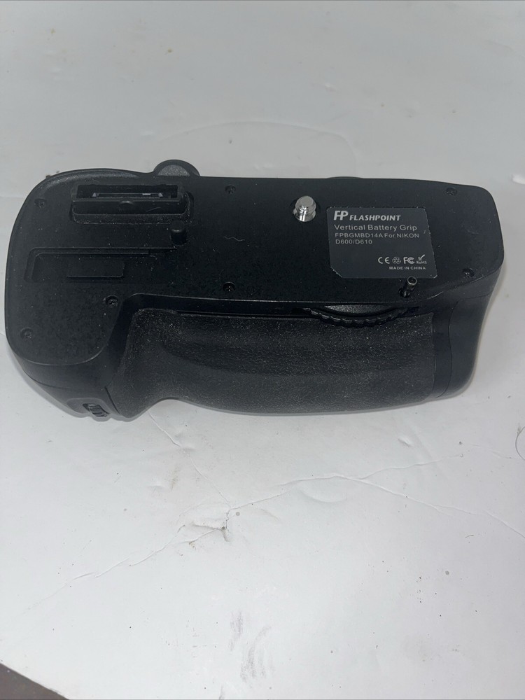 Flashpoint Professional Vertical Battery Grip FPBGMBD14A