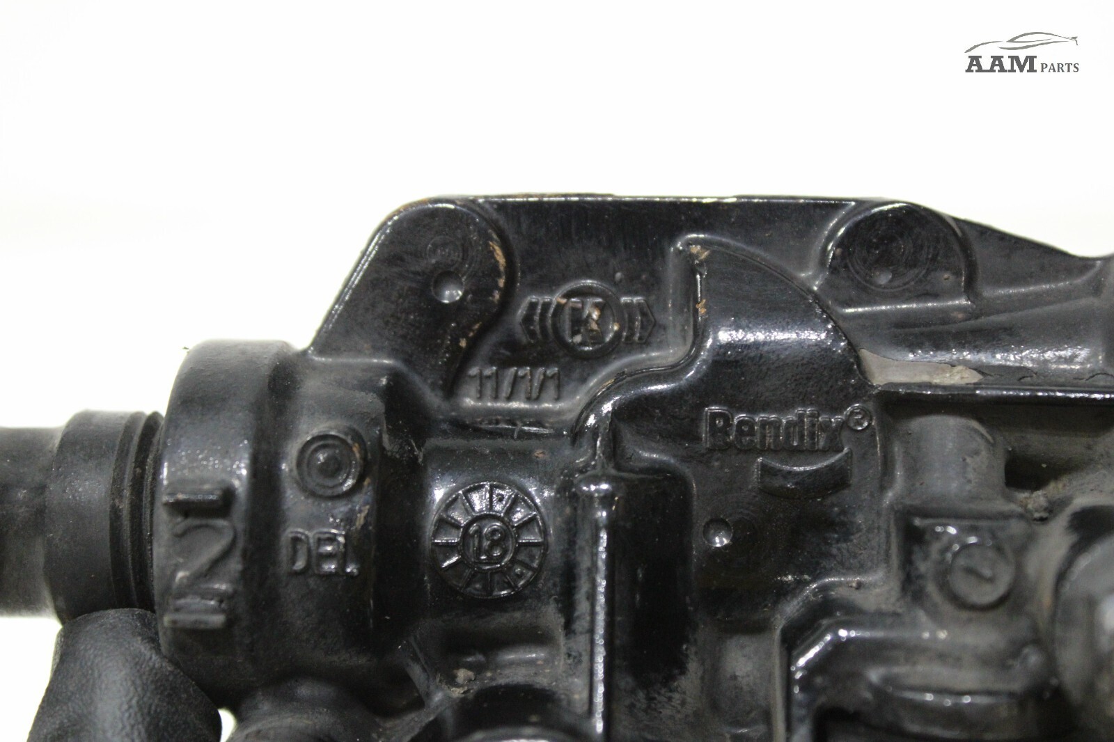 2019-2023 VOLVO VNL 760 D13 ABS MODULATOR VALVE BENDIX K056030 OEM