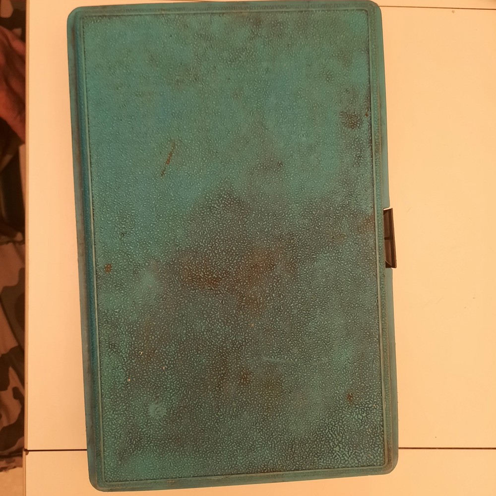 Creative Engineering Inc Model 200-GK Heavy Duty Riveting Tool Kit.