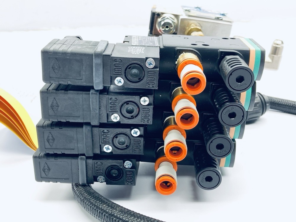 NORDSON KBCGM 8521603 SUREBEAD 04 Self-Cleaning Applicator / Missing applicator