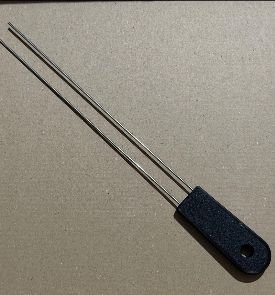 WORM  BAITING NEEDLE TWO PIN   NEW