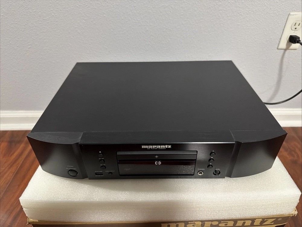 Marantz CD Player CD6004 (No Remote) 120V