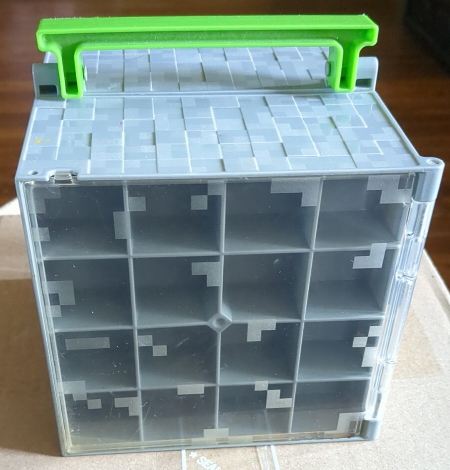 Minecraft Mini Figure Collector Case Stone Cube Playset Storage & Display Box