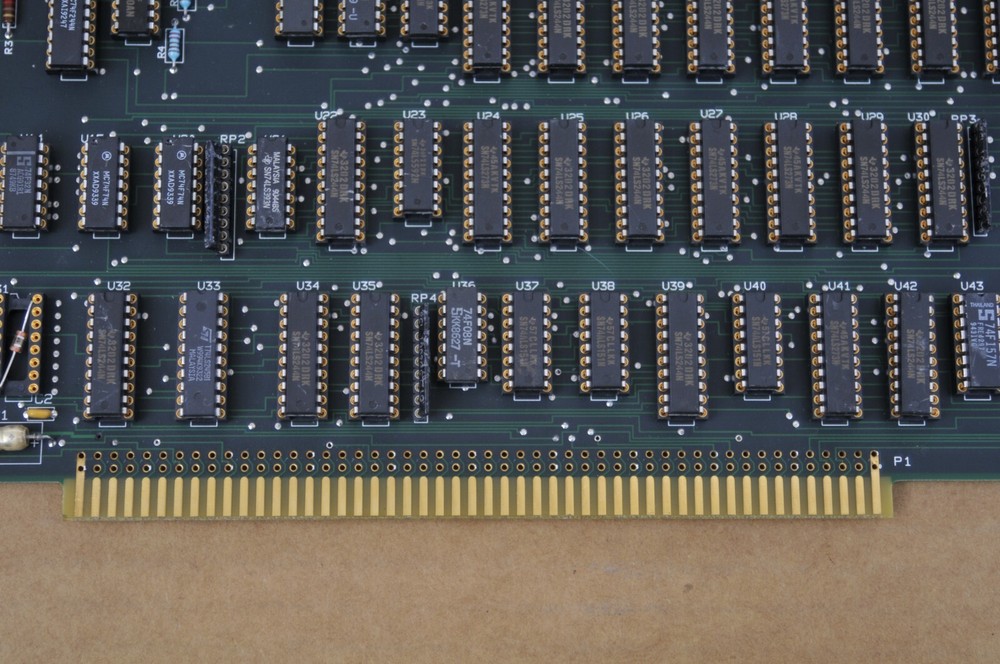 MICROPOLIS VINTAGE DATA S-100 CARD Model 702452-01-4, untested. AS-IS 