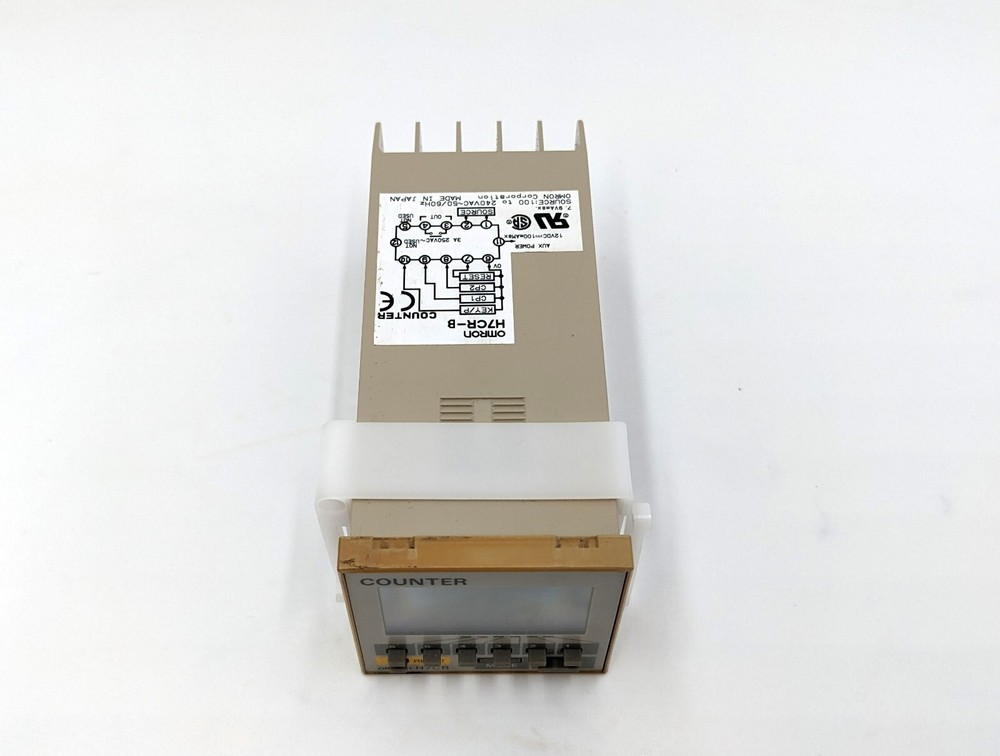 OMRON H7CR-B Counter timer relay #80