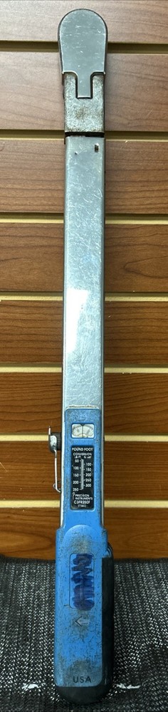 PRECISION INSTRUMENTS #C3FR250F 1/2" 40-250 ft-lbs (PREOWNED)