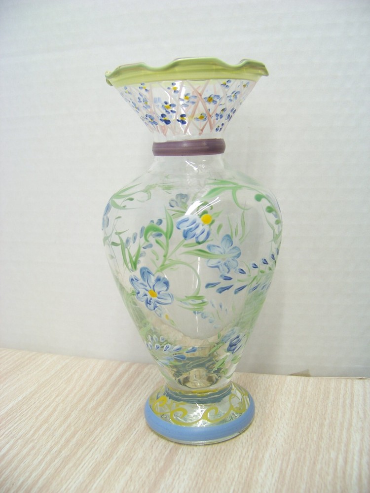 Tracy Porter Vase - Blue Flowers