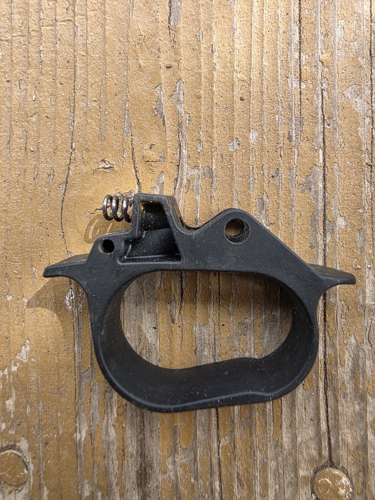 Harrington & Richardson  .410 Ga. Trigger Guard W SPRING