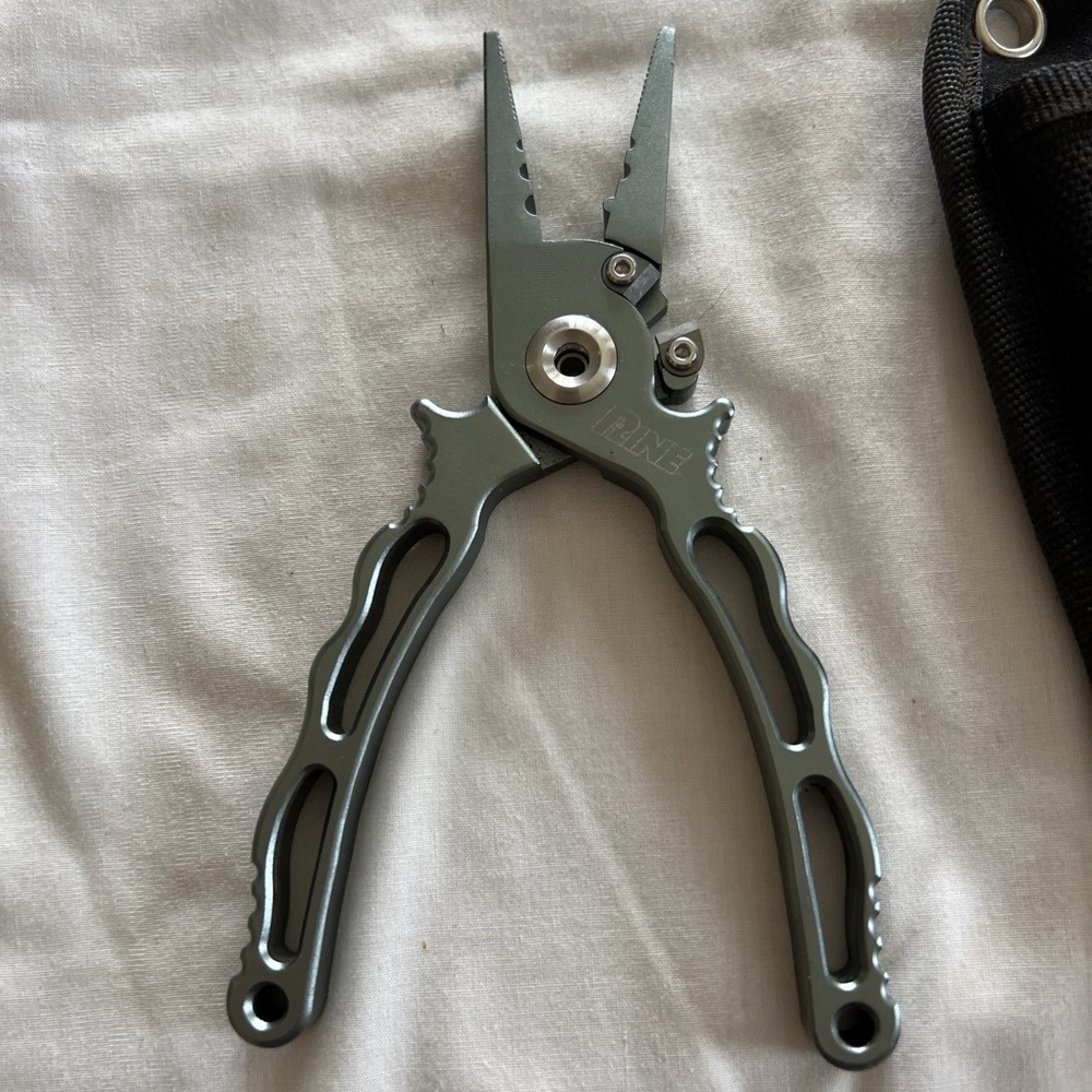P-Line 6.5”Pliers & Side Cutter W/Sheath