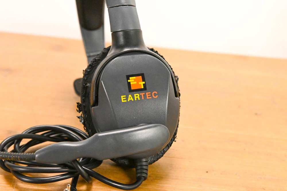 Eartec Max4G Single Ear Headset CG01YM2