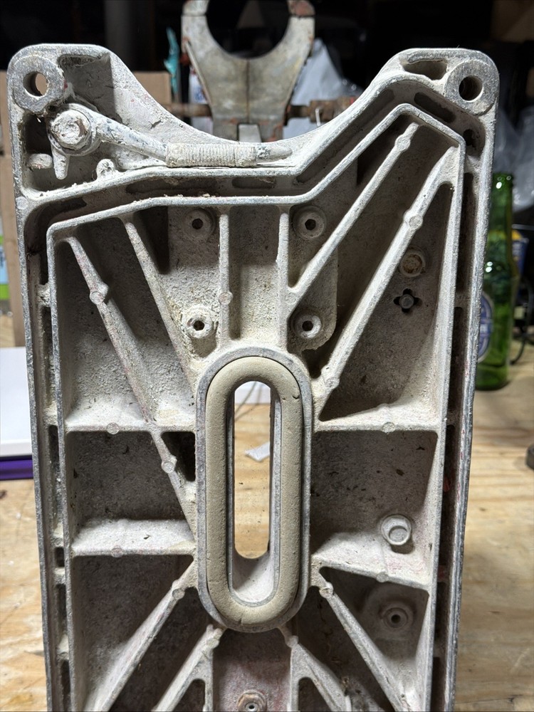 HILTI DD 80-RA-H/L Core Drill Frame Fair Condition