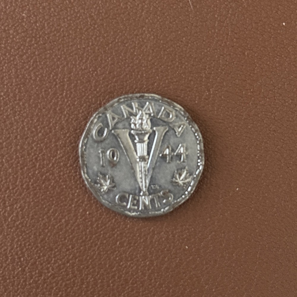 1944 Canada 5 Cents