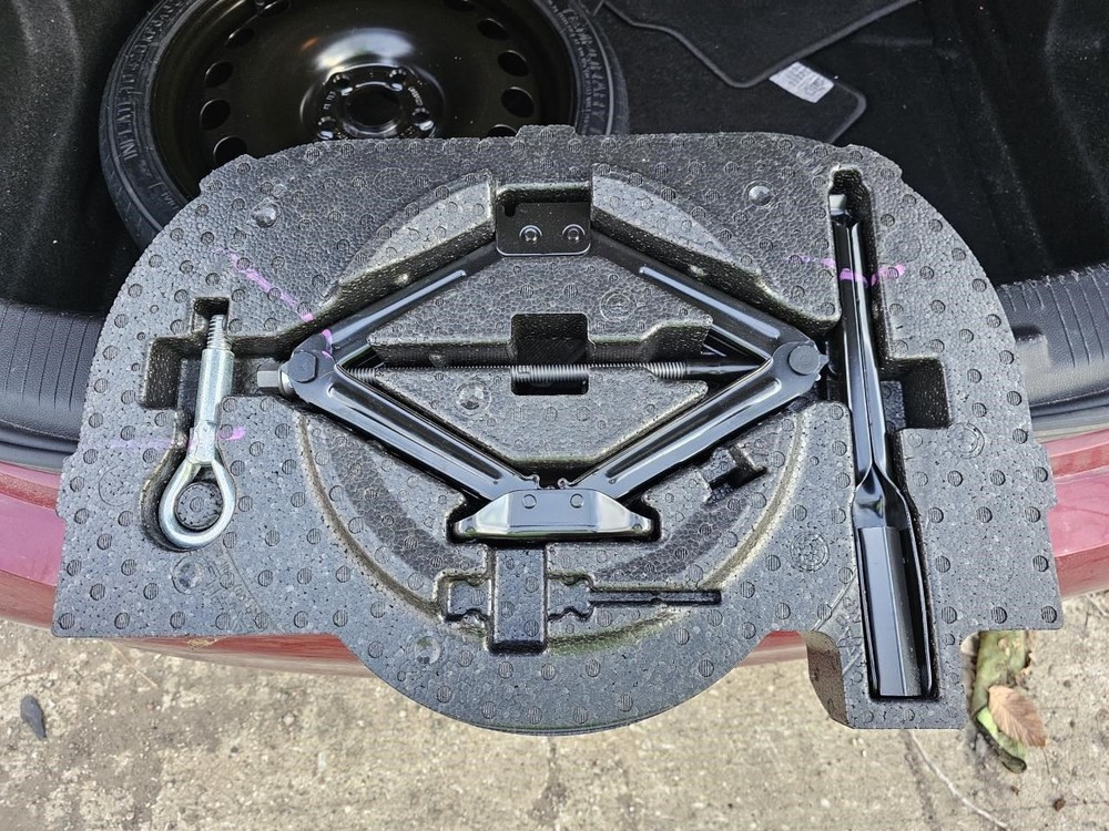 CRUZE     2017 Jack 2370490