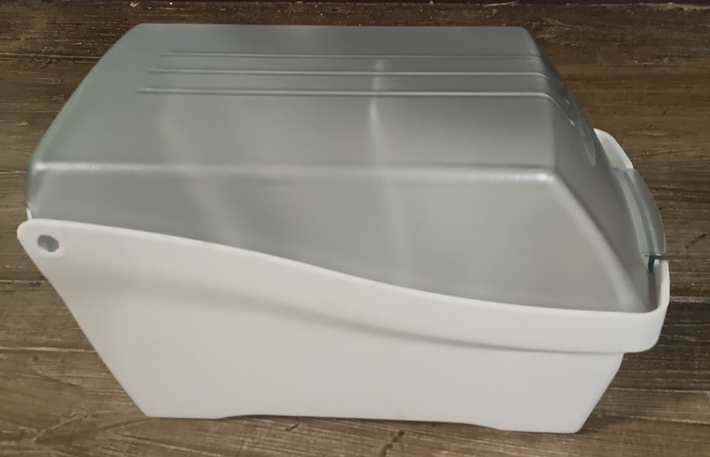 Fellowes Econo Store 3.5" Diskette Storage Case.