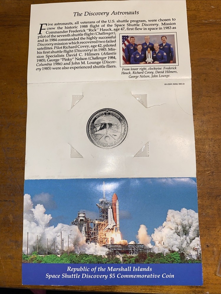 1988 Marshall Islands Space Shuttle Discovery $5 Commemorative Coin