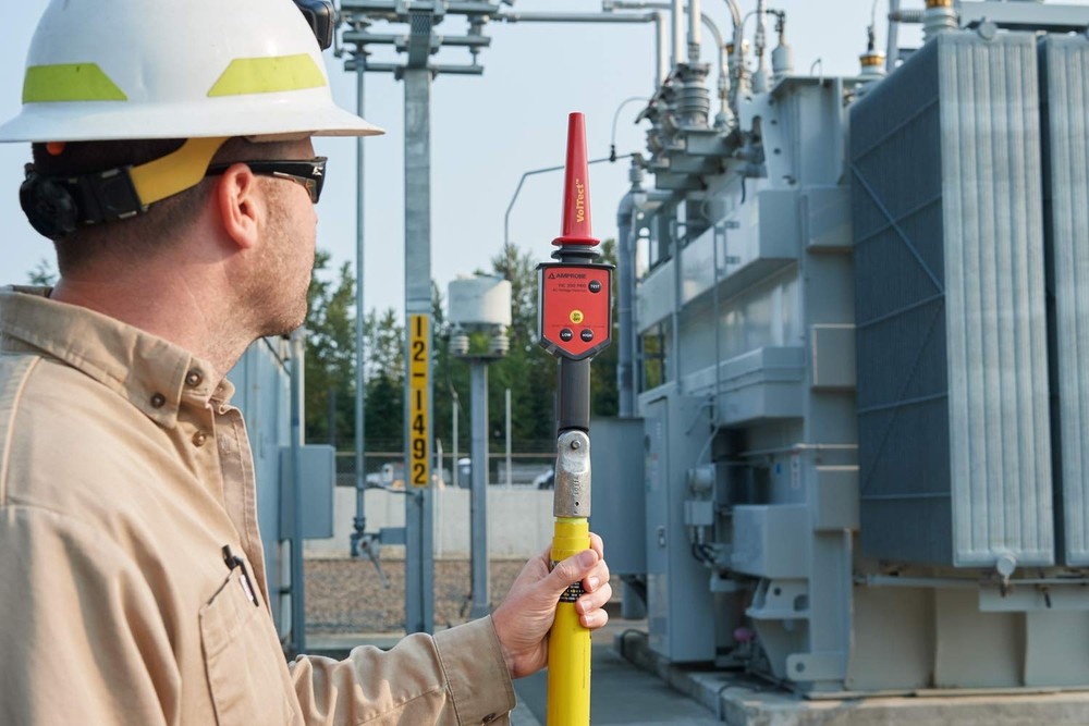Amprobe TIC 300 PRO High Voltage Detector