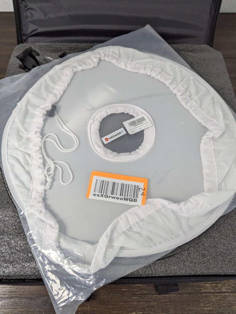 Neewer RL-18, Large 18 Inch Ring Light 55W LED Ringlight, Diffuser & Case *READ*