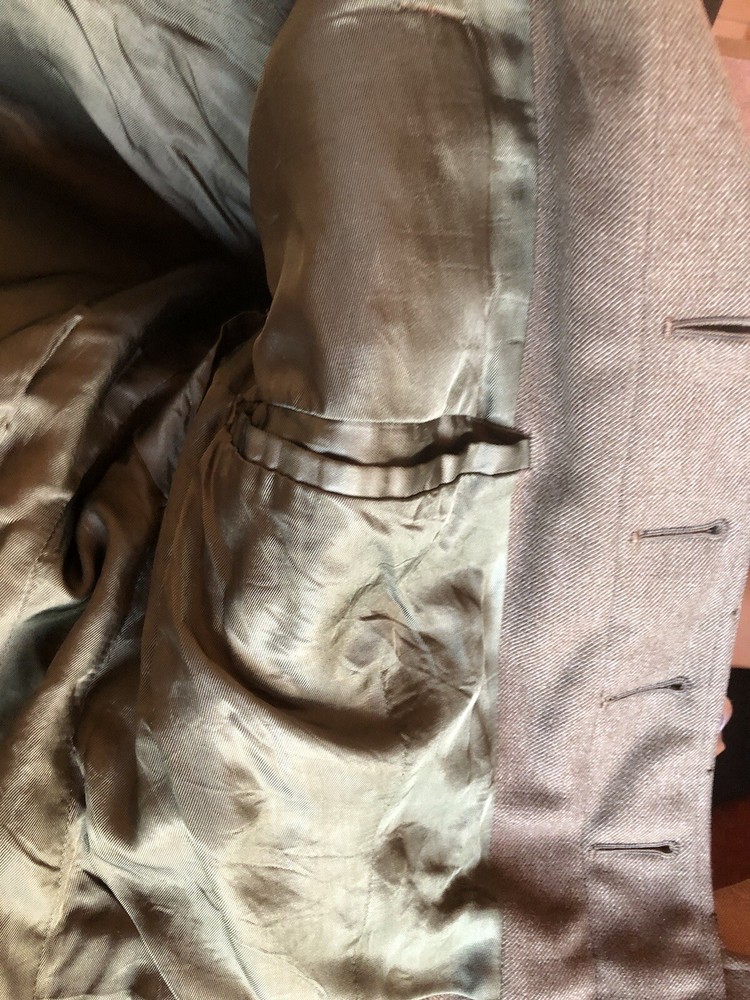 WWII Ike Jacket Honorable Discharge Patch Army Tech Patch