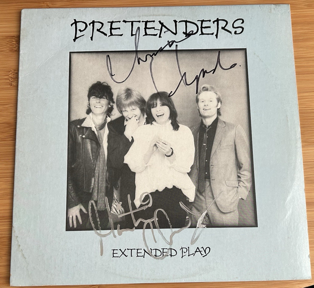 Pretenders "Extended Play" Vinyl EP - Autographed/Signed - Chrissie Hynde + 1