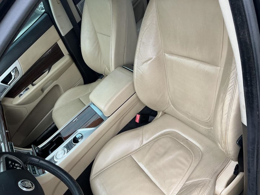 XF 2013 Glove Box 5014996