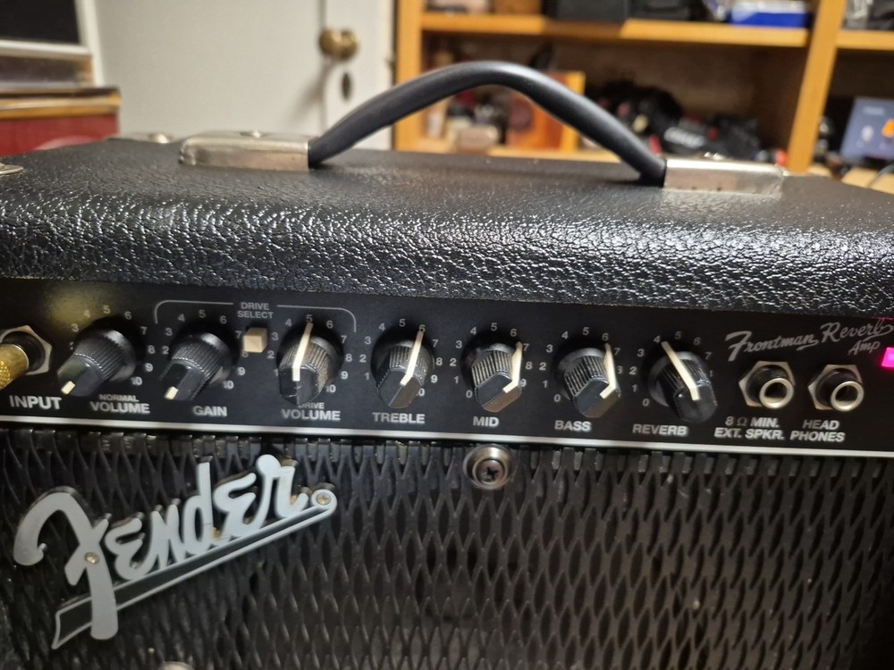 Fender Frontman Amp Type PR241