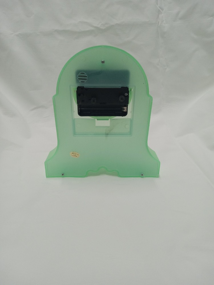 GREEN OVAL QUARTZ WITH ALARM CLOCK