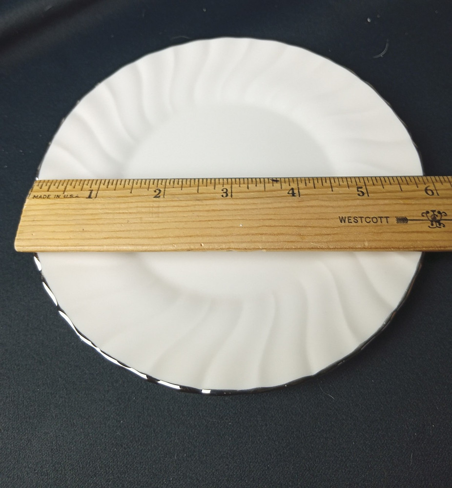 FRANCISCAN PLATINA DINNER SET FOR 8-MISSING 1 CUP/SAUCER