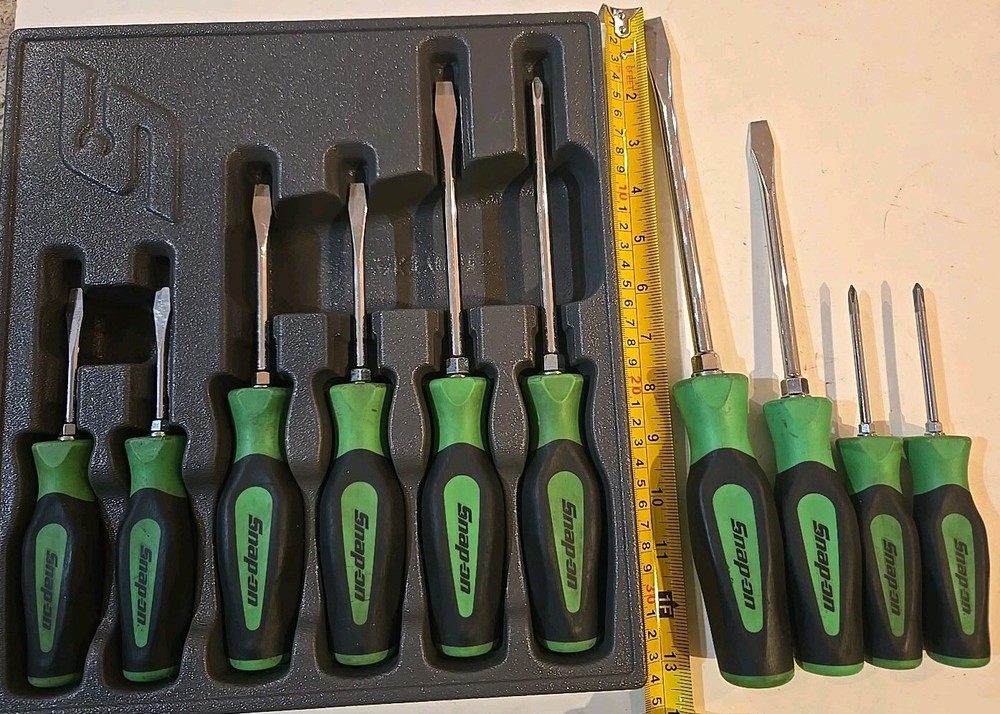 SNAP-ON 10PC GREEN SCREWDRIVER SET Assorted Phillips And Flat Head