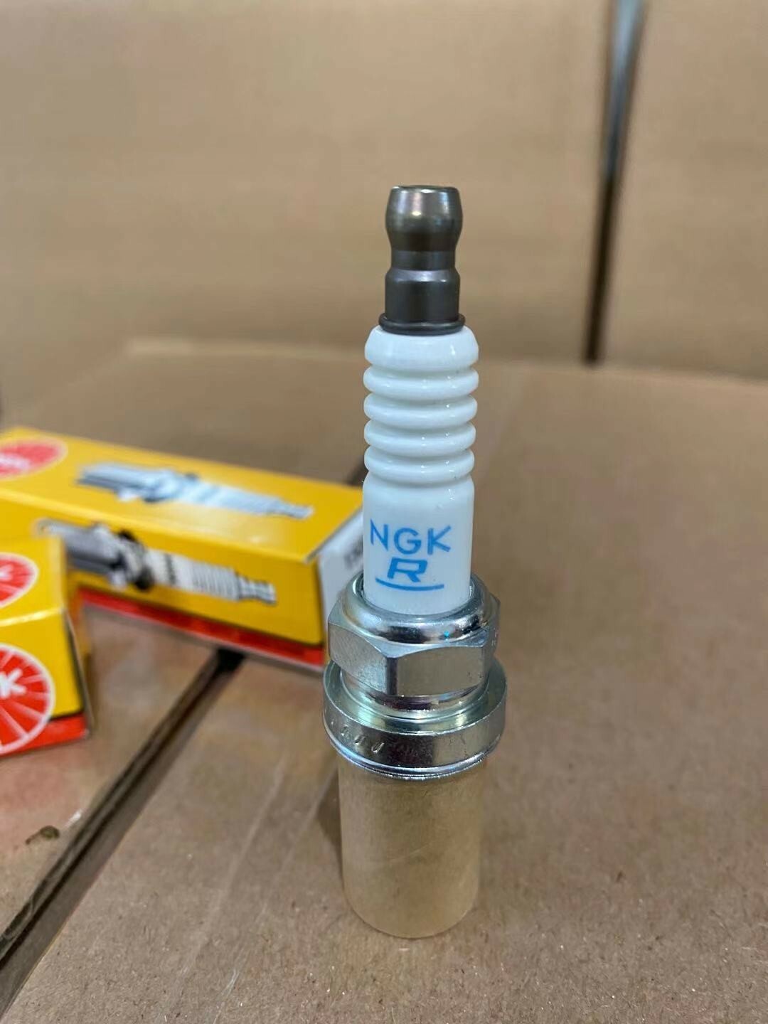 [2-Pack]*SPECIAL*Brand New "Genuine" Skidoo Spark Plug PFR7AB 800 ETEC 415129484