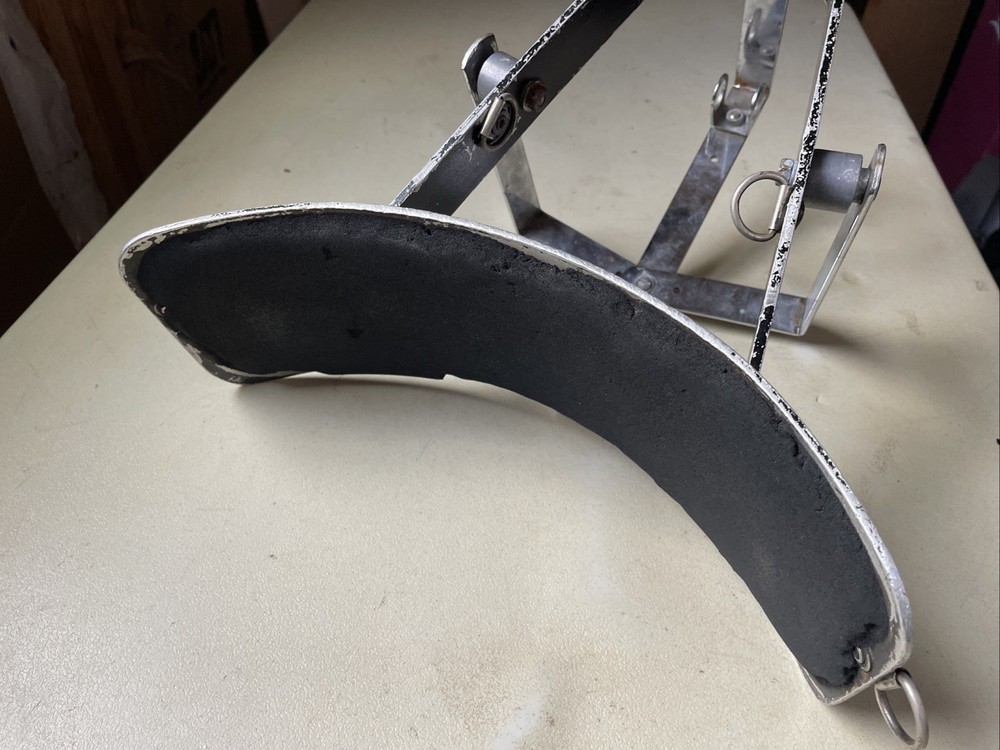 LUDWIG Marching Drum Horseshoe Bracket