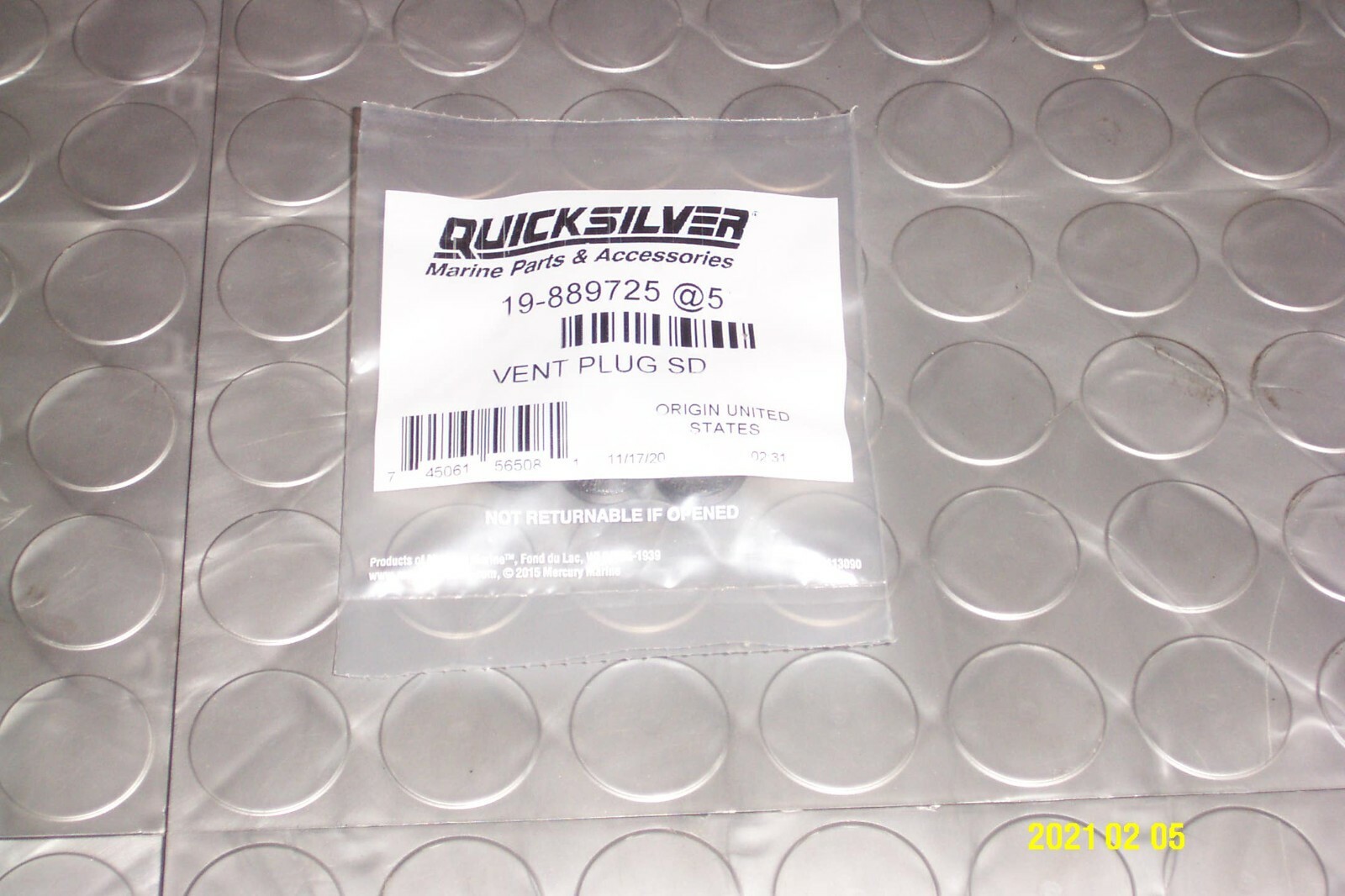 Mercury Marine quicksilver Solid PVS Vent Plug 19-8M0214985 SS 19-889725  5-Pack