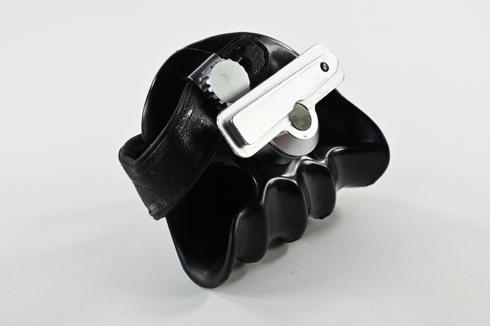 Linhof Tech Technika Grip w/o Shutter Release Cable #G114