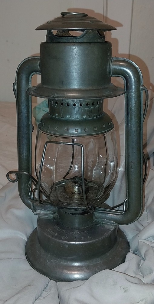 RAYO 100 COLD BLAST LANTERN