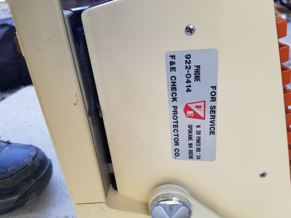 Hedman F/E 2100 Check Writer