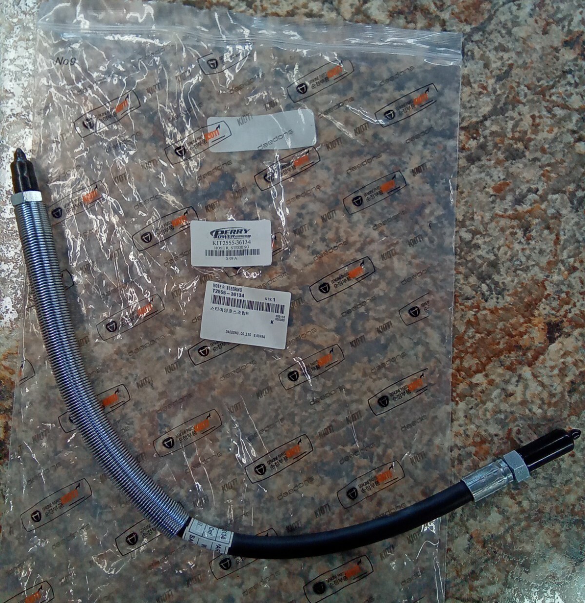 New Genuine OEM KIOTI LH & RH Power Steering Oil Hoses for CS2210 CS2410 CS2510