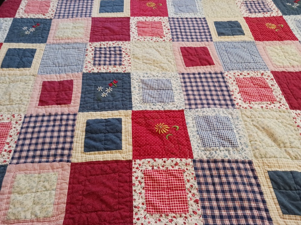 Pretty Block Patchwork Quilt red Blue White Florals Ginghams 86x88"