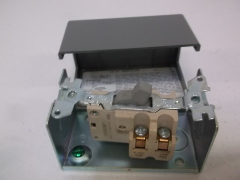 SIEMENS SMFFG6 TOGGLE SWITCH ENCLOSURE STARTER NSNP