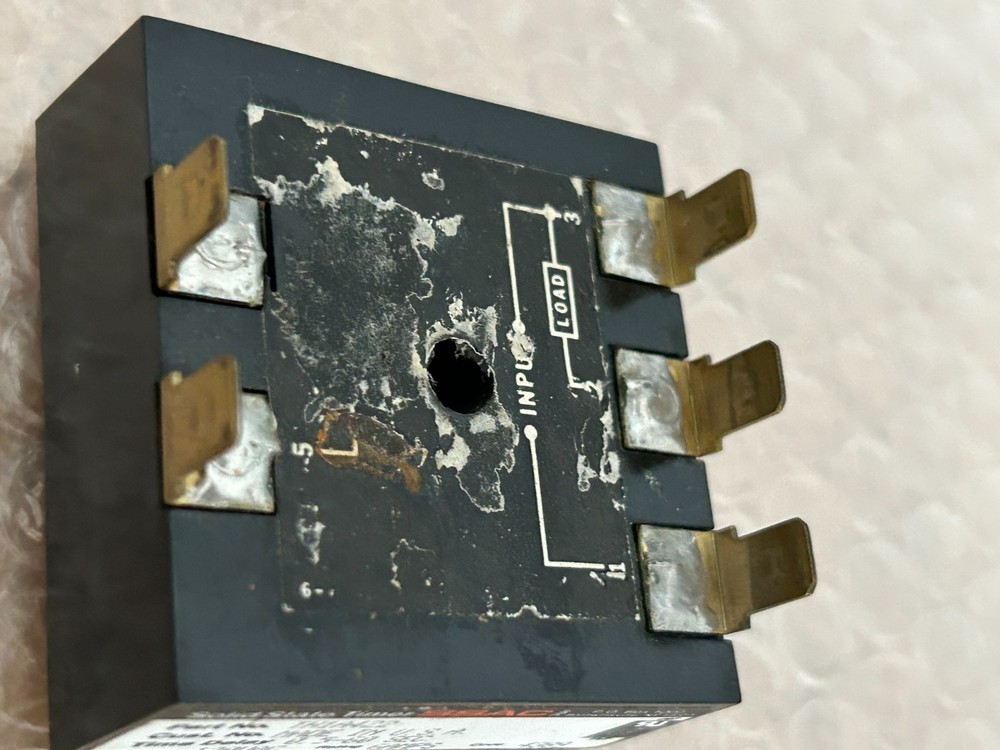 SSAC Solid State Timer TH1A422 0.5-60Sec 120VAC 6Amp USED TESTED