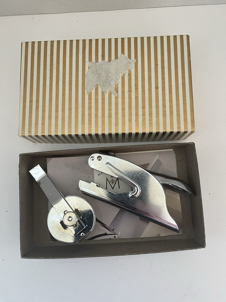 ELITE Hand Held Stamper, Embosser