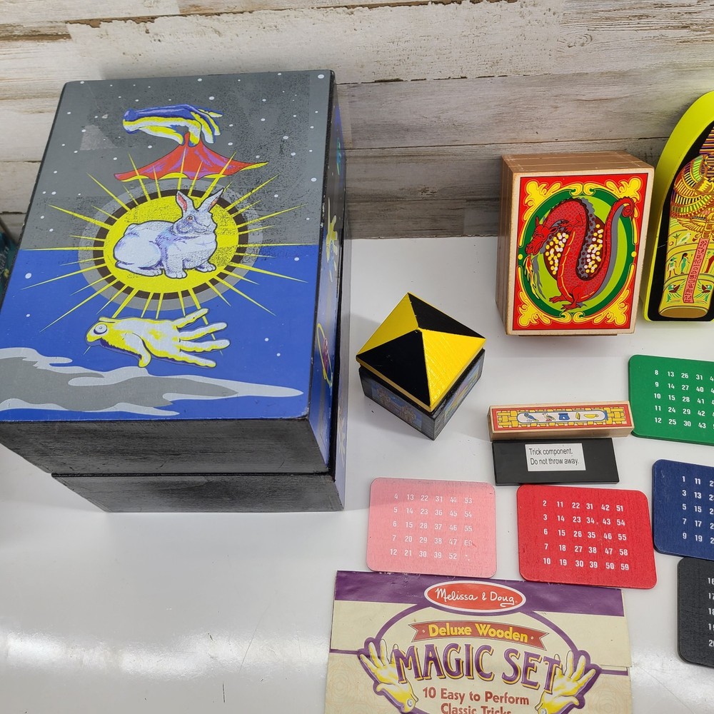 Melissa & Doug Deluxe Solid-Wood Magic Magician Set Box READ