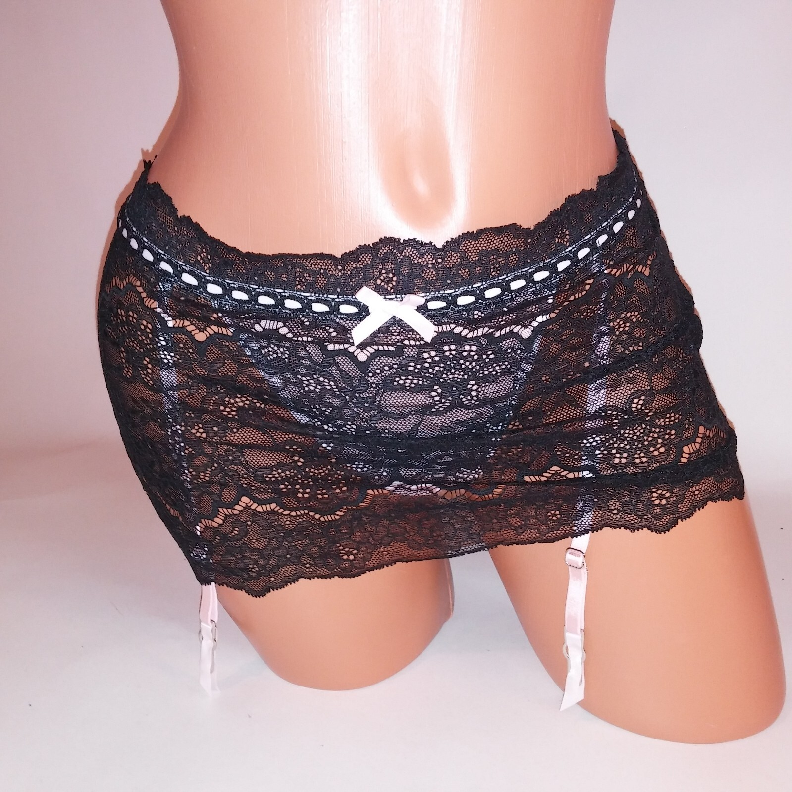Victoria Secret Garter Belt Skirted Attached Thong Panty Black Pink Lace Dream