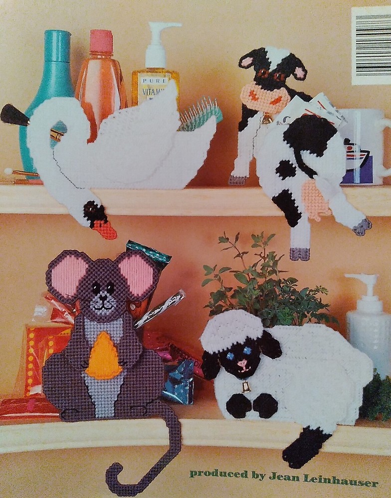 Animal Shelf Sitters In PLASTIC CANVAS Pattern Leaflet/Booklet