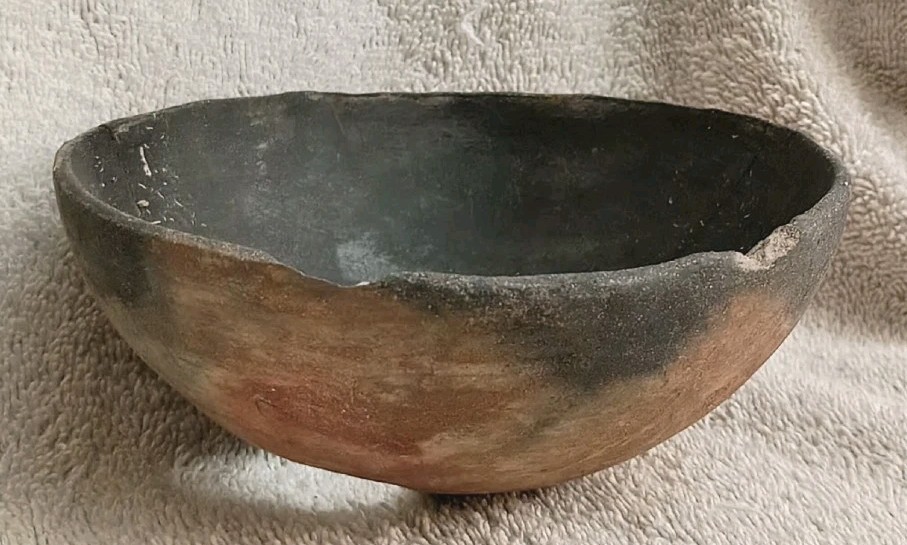 Great Antique Ancestral Pueblo Red Ware Pottery Bowl